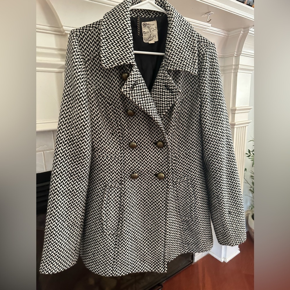 Tulle hounds tooth, pea coat